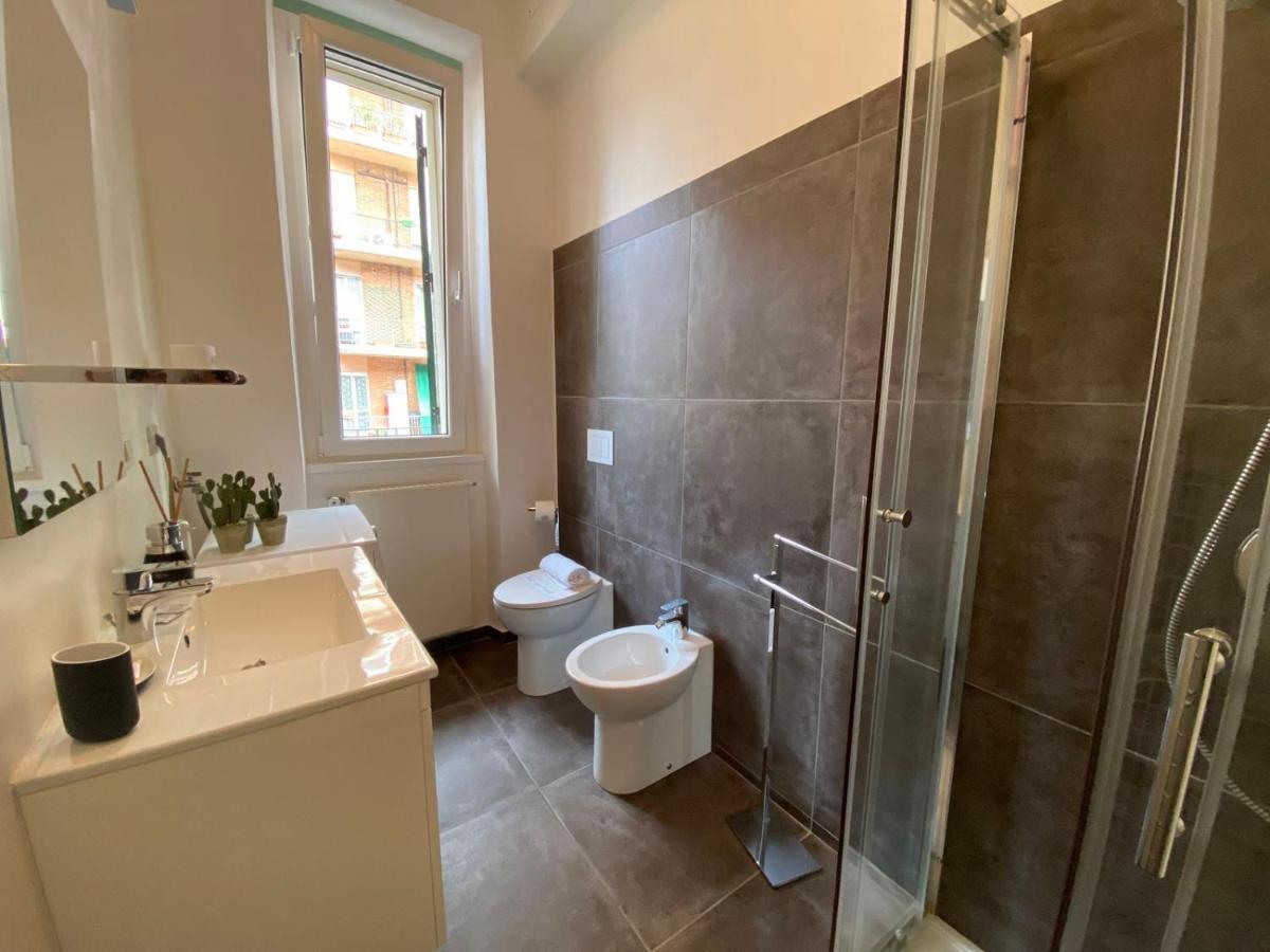 Via Benzi Apartment Como Exteriör bild